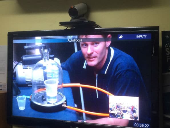Fizzics boiling water demo in video conference 